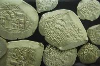 Picture-of-some-24k-gold-coins-from-a-spanish-shipwreck.jpg